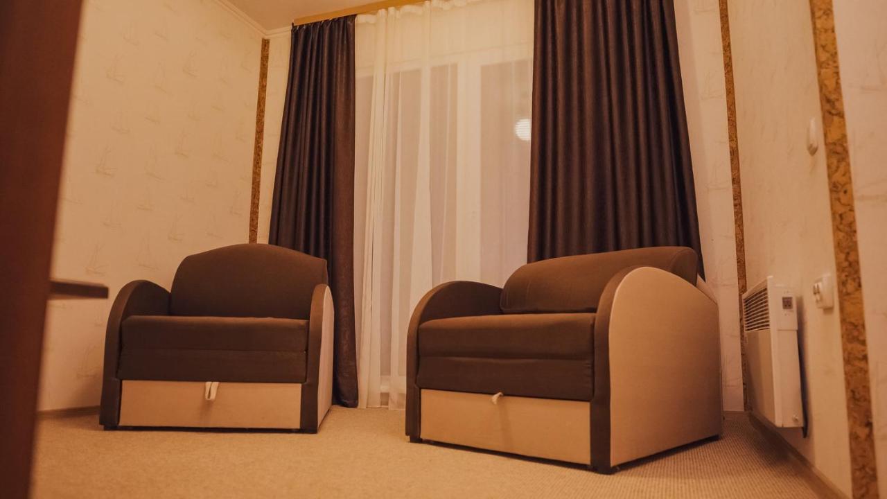 Hotel Yacht Club Mayak Dnistrivka Exteriér fotografie